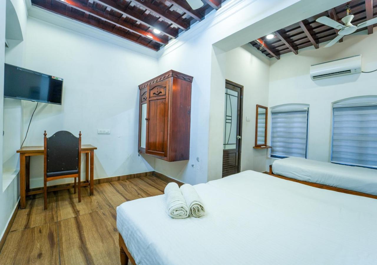 Pop Tavern Kovalam Beach Villa By Voye Homes Exterior foto