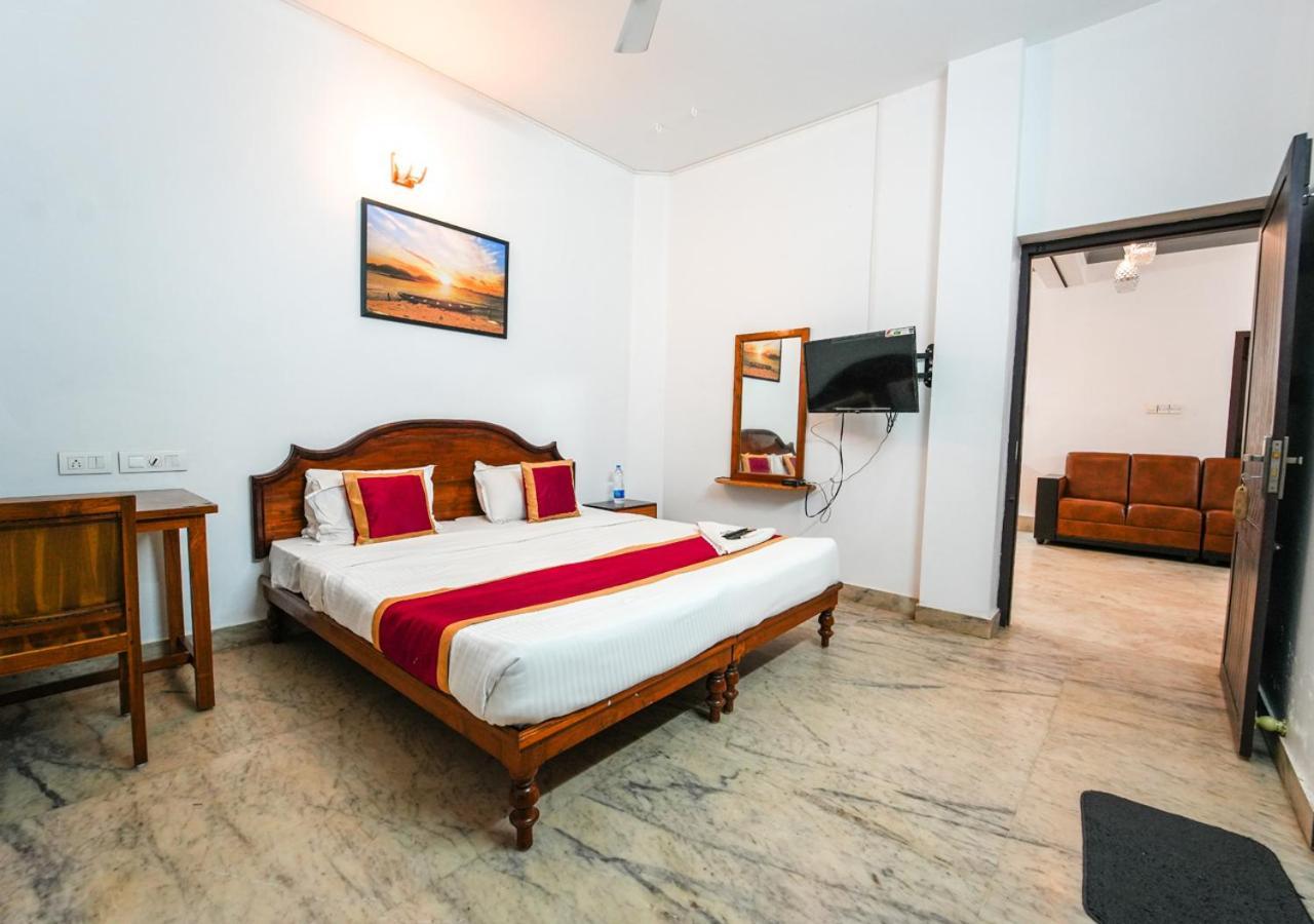 Pop Tavern Kovalam Beach Villa By Voye Homes Exterior foto